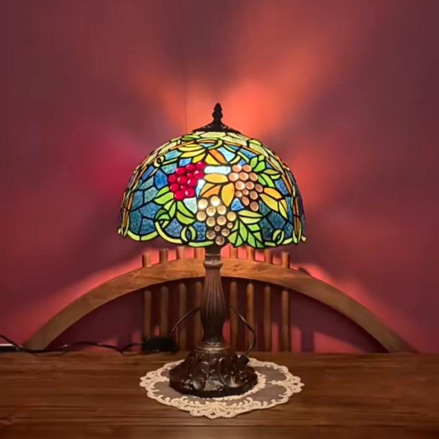 A21008 ステンドグラスランプ 卓上スタンド ．豪華テーブルランプ 卓上照明 A21008 ステンドグラスランプ 卓上スタンド ．豪華テーブルランプ 卓上照明