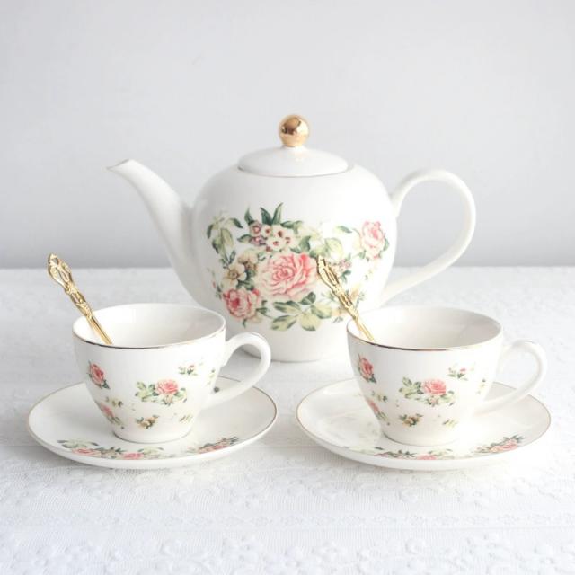 A036777ティー・コーヒーカップセット カップ＆ソーサー2客セット 陶磁器ティーセット花柄
