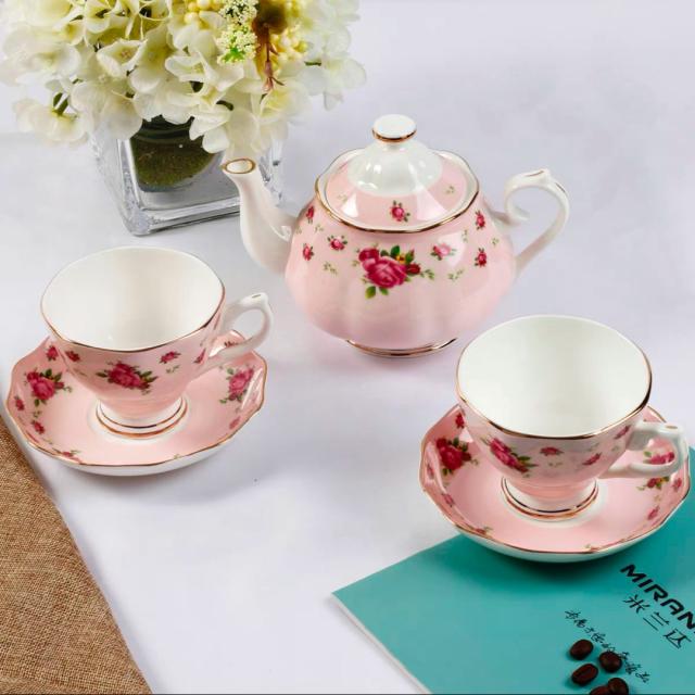 姫ディーニ ティーカップ&ソーサー 2客セット 花柄,陶器.食器 姫ディーニ ティーカップ&ソーサー 2客セット 花柄,陶器.食器