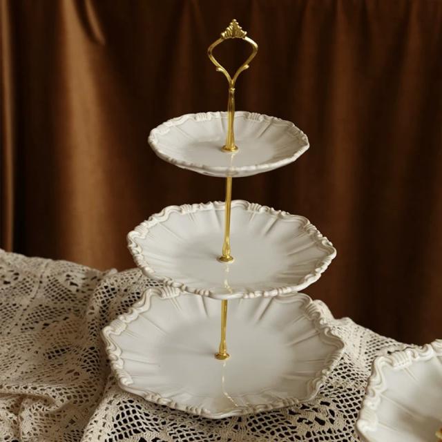 ニューウェル・ラバーメイド・ジャパンエレクター ラバーメイド ラウンドブルートコンテナ用ドームトップ レッド 26378805 1個 ニューウェル・ラバーメイド・ジャパン エレクター ラバーメイド 耐火