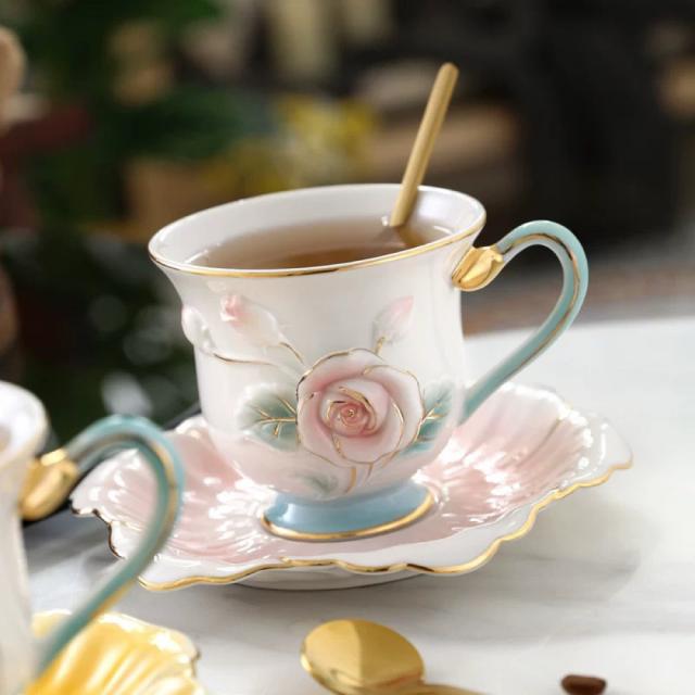 花柄陶磁器カップとソーサーセット 花柄カップとソーサー 陶磁器製 花柄ティーカップセット(5個) 陶磁器製