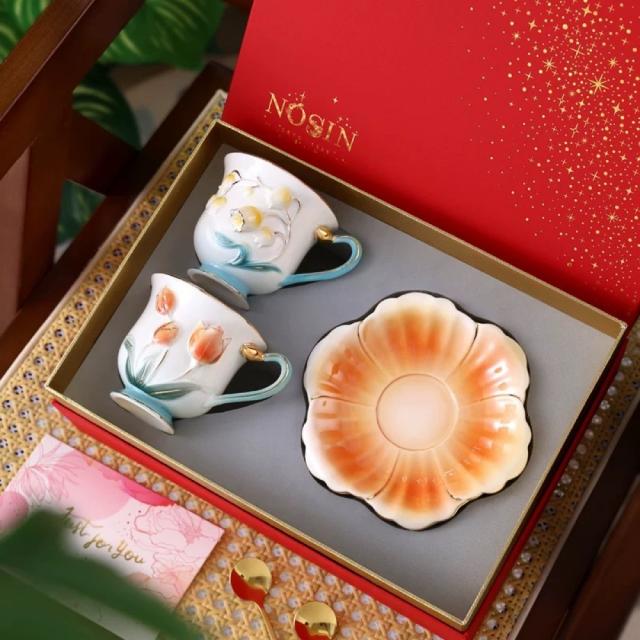 花柄ティー・コーヒーカップセット カップ&amp;amp;ソーサー2客セット 陶磁器ティーセット