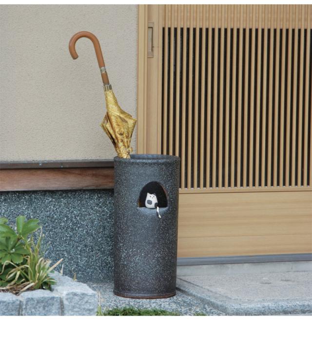 傘立て 信楽焼き 小窓ねこ傘立 幅22.0 高さ46 猫 ネコ 和風 モダン 信楽焼 しがらき カサ立て 陶器傘立 玄関 おしゃれ お洒落 陶器 インテリア 和雑貨 送料込み 新生活 NHK 連続テレビ小説 スカーレット_3