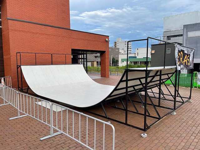 送料別途見積もり】1200 SKATEBOARD RAMP スケボーランプ スケート