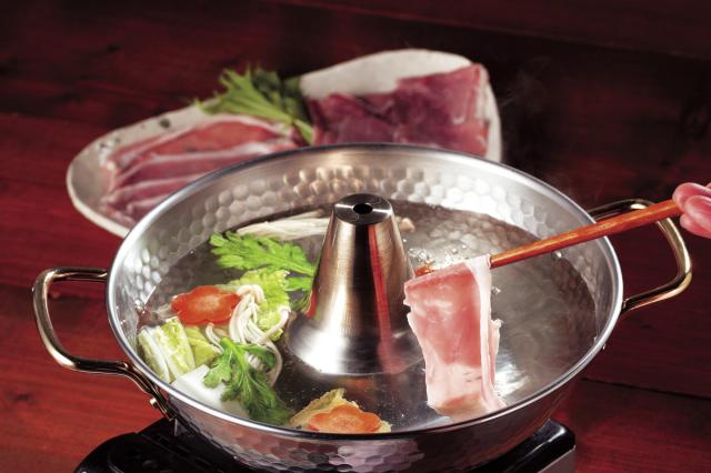 お取り寄せグルメ 送料無料 山形県食肉公社認定 山形豚 しゃぶしゃぶ用（600g） ギフト 送料無 お返し 内祝いの通販は 5,400円