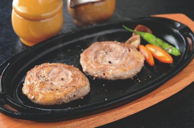 お取り寄せグルメ 送料無料 鹿児島 黒豚ミニロールステーキ ギフト 送料無 お返し 内祝い 豚肉