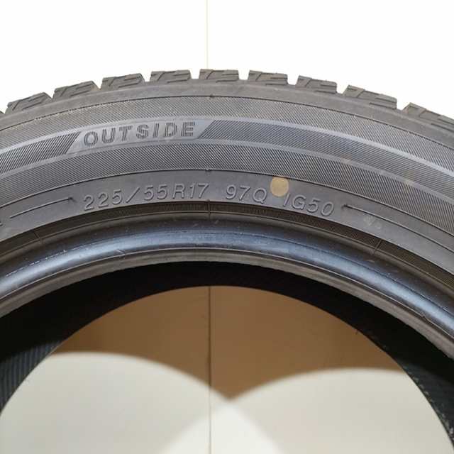 送料無料 YOKOHAMA ヨコハマ 225/55R17 97Q iceGUARD iG50PLUS スタッドレスタイヤ 冬タイヤ 4本セット [ W2810 ] 【中古タイヤ】