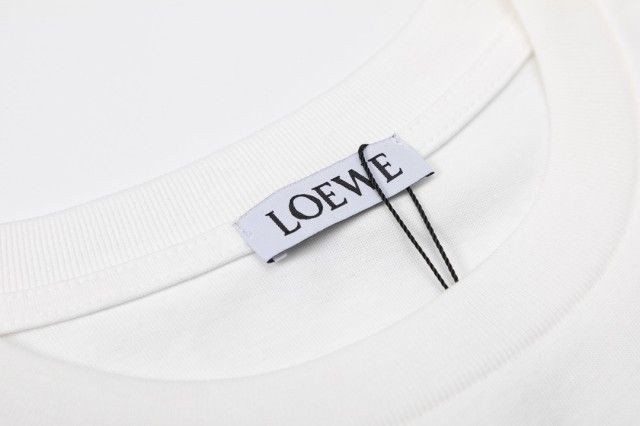 夏新作LOEWE ロエベ 23ss モザイク刺繍Tシャツ 半袖 の通販はau PAY