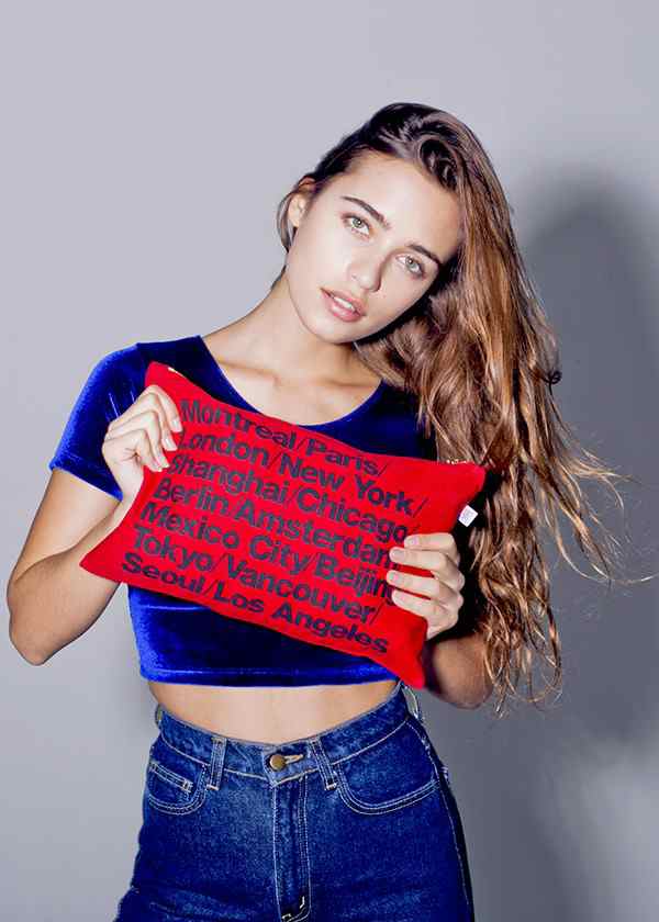 ゆうメール便送料無料】 超特価！American Apparel アメリカンアパレル ポーチ （レッド/ブラック/ブルー）アメアパ  クラッチバッグの通販はau PAY マーケット キセノンショップ au PAY マーケット－通販サイト