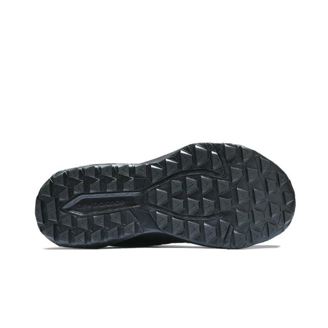 ニューバランス スニーカー ダイナソフト ナイトレル v6 GTX MTNTRG