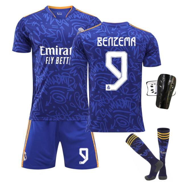 サッカーユニフォームレプリカ 4点セット レアル マドリードfc アウェイ レーニングウェア 練習着 ジュニア 子供用ユニフォームの通販はau Pay マーケット Tokyo Street Fighters