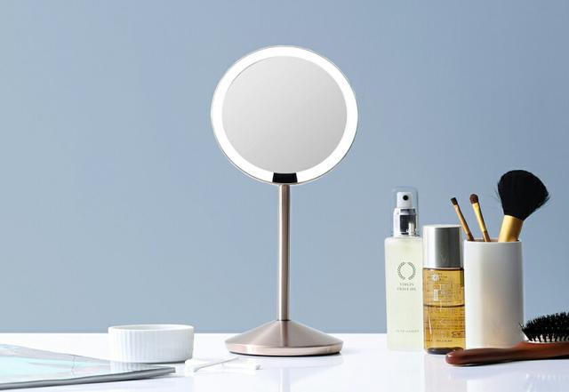 simplehuman センサーミラー10倍鏡　ST3010 センサーミラーミニ | シンプルヒューマン公式サイト | simplehuman