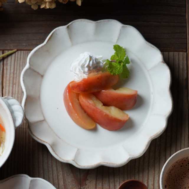 益子焼 ひまわりのお皿 kinari フリル リム皿 中皿 アイボリー