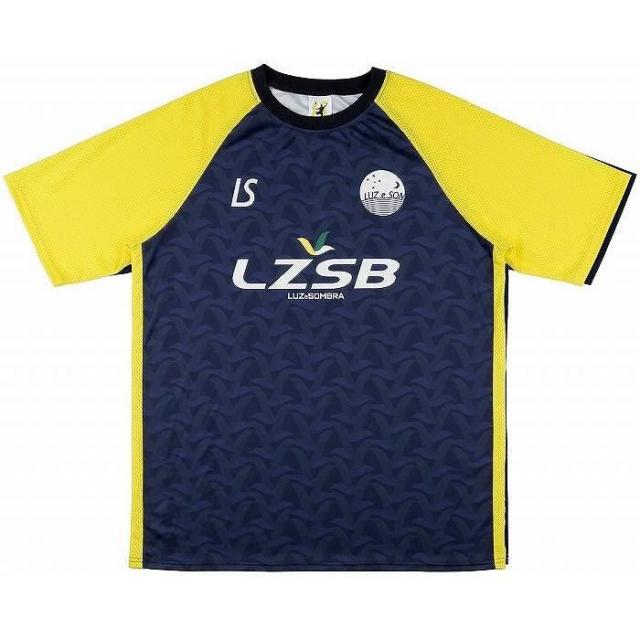 シンガポールのEVEのCD「TOGETHER」（心達心）メモ帳など付録付き CD