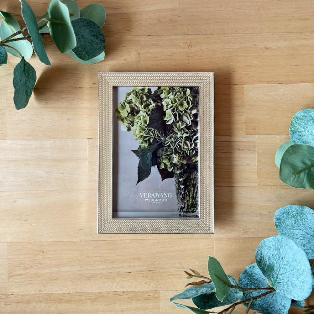 VERA WANG WEDGWOOD フォトフレーム 4x6 ウェッジウッド ヴェラ・ウォン ウィズ ラブ ヌーヴォー ピクチャー