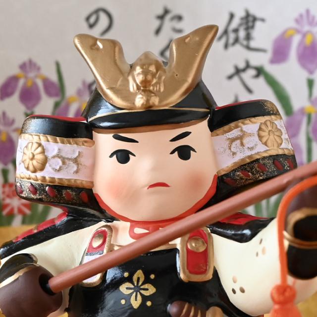錦彩若武者 なぎなた 5799 五月人形 薬師窯 コンパクト 玄関 陶器 兜 兜飾り おしゃれ 月人形 モダン こどもの日 飾り 置物 子供の日 端午の節句 初節句 男の子 さつき人形 可愛い カワイイ こいのぼり 鯉のぼり マンション 縁起 出産祝 誕生日 プレゼントの通販はau
