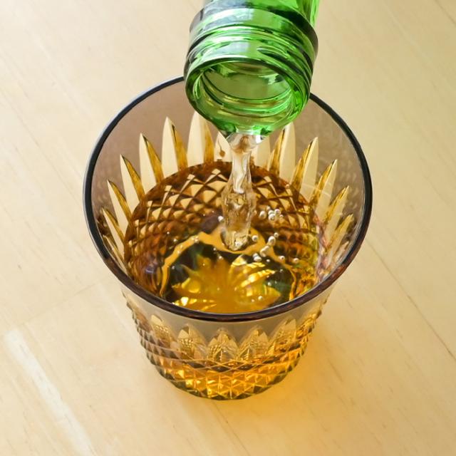 八千代切子 瑞穂 杯 (古代紫) LSA19764SP-C722 切子 切子グラス おちょこ クリスタル おしゃれ 琥珀 紫 硝子 ぐい？み 日本酒 日本製 高級 切子硝子 色被せ お猪口 酒器 ギフト 2026 父の日 グラス 退職祝 プレゼント 男性 冷酒グラス 内祝 長寿 誕生日 贈答品_11