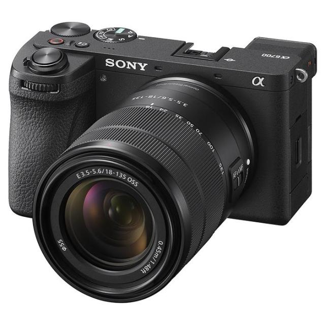 SONY ソニーα6700 ILCE-6700M 高倍率ズームレンズキット ブラック ミラーレス一眼カメラ 【ラッピング対応可】