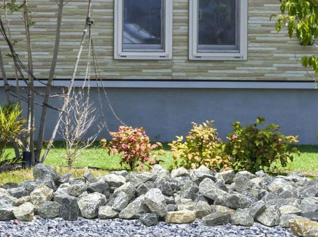 岩石 5個 ロックガーデン石 岐阜石ドライガーデン石 庭石 割栗石 岩石 5個 ロックガーデン石 岐阜石ドライガーデン石 庭石 割栗石