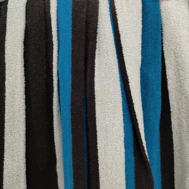 mina perhonen multistripe va5050 サイズ38 スカート ライトブルー  