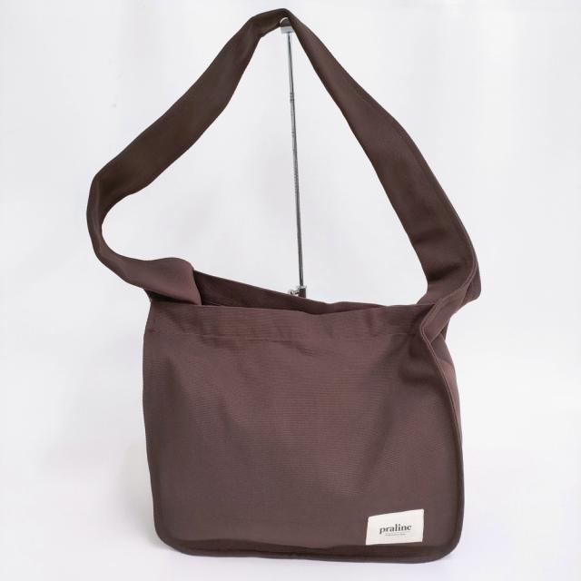 praline 完売品 VAGABOND STRAP L-HANDLE58 フランス製 キャンバス ショルダーバッグ 25SS ブラウン レディース【中古】5-0429G♪
