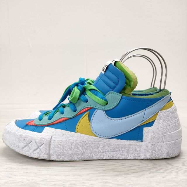 Sacai/NIKE KAWS BLAZER LOW サイズ28cm スニーカー ミズイロ ホワイト ...