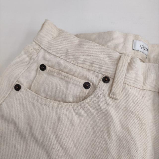 CIOTA 未使用 ホワイト スビンコットン 13.5oz ストレートデニム 29 定価29700円 デニムパンツ オフホワイト レディース シオタ【中古】5-0610G♪