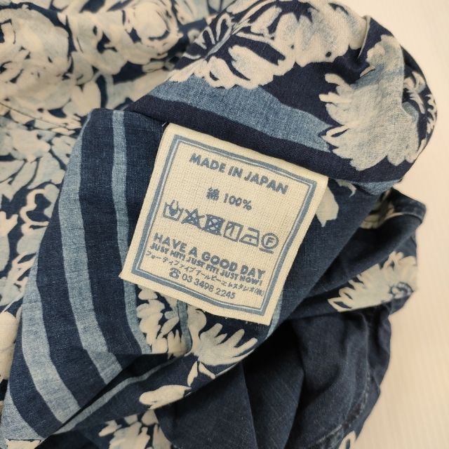 45R/45rpm ボーダーフラワープリントのドレス（インディゴ
