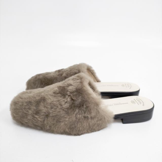 BEAUTIFUL SHOES 未使用品 MOUTON SANDALS 24.5cm ファー ムートン 定価52800円 サンダル ブラウン レディース ビューティフルシューズ【中古】5-1023T◎