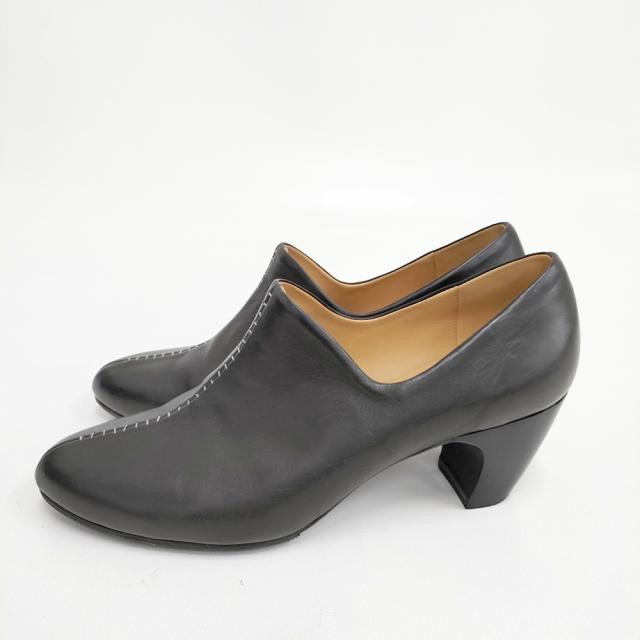 mina perhonen tikki カーフレザー 24.5cm 定価66000円 パンプス ブラック レディース ミナペルホネン【中古】5-1112G◎