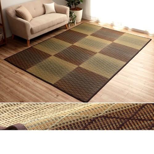 い草 畳 自然素材 カーペット ラグ インテリア 夏用 節電 無地 涼しい ダイヤ柄 シンプル クッション性 ブラウン 約240×240cm 【北海道・沖縄・離島 送料別】