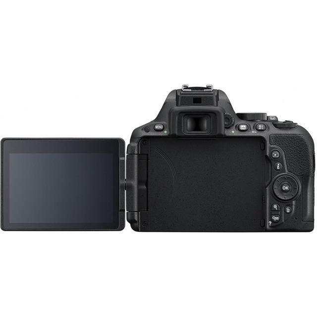 ニコン Nikon D5500 水晶体一揃いの道具 デジタル 一眼二眼レフ 写真器 中古