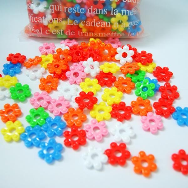 おままごと ひも通しあそび 花はじき カラー 0g入り の通販はau Pay マーケット Toy Hobby 森のこびと