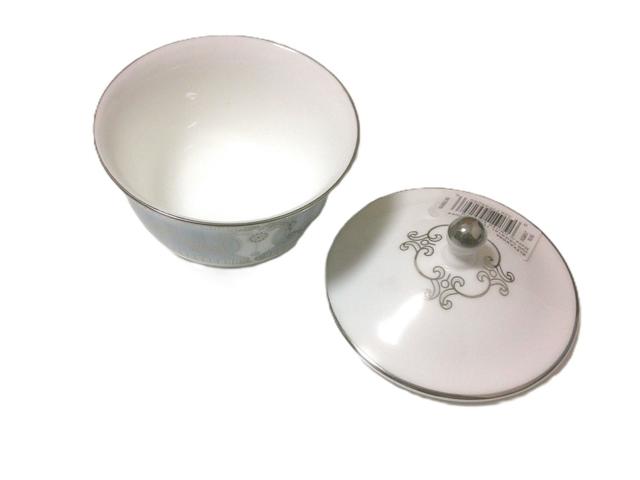 ウェッジウッドWEDGWOOD アレクサンドラALEXANDRA 蓋付きオリエンタル