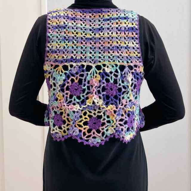 編み物キット 新品 スーパーウォッシュ アルチザンを２色使って編むフラワーモチーフのバッグ 毛糸 アリゼ 無料編み図　ホワイト系