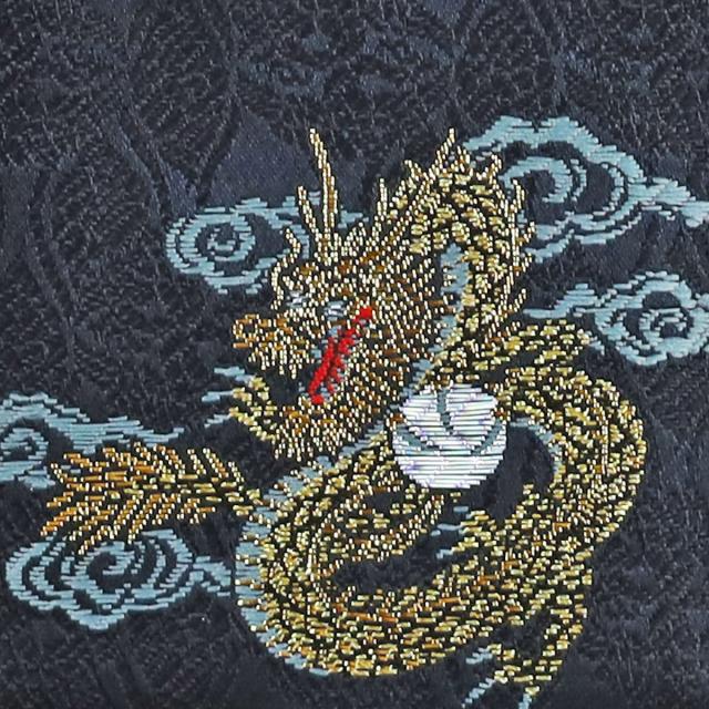 五月人形 名前旗 総刺繍 端午の節句 名前入旗(緑龍 豆 黒 房付き 7640-27-123F)京都西陣織使用 木製スタンド付 男の子 5月人形_2
