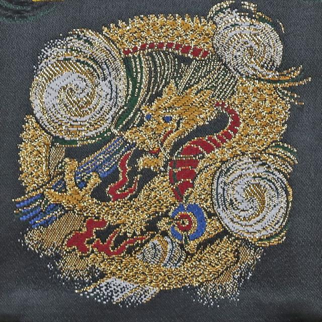 五月人形 名前旗 総刺繍 端午の節句 名前入旗(黒龍 豆 黒 房付き 7640-03-124F)京都西陣織使用 木製スタンド付 男の子 5月人形_2