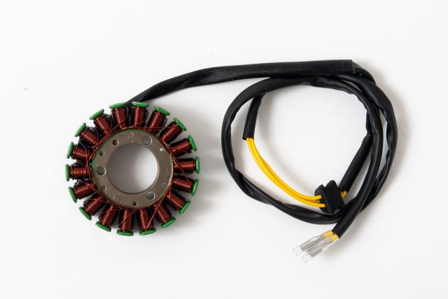 社外品 GS250T GS300L GS400 GS425 GS450E GS450S GS500E GS550L GS650 GS750 ジェネレーター ステーターコイル ステーター コイル ダイナモの通販は