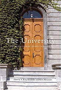 The University: International Expectations(中古品)