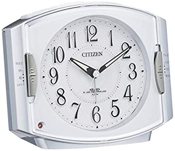 シチズン 目覚まし時計 電波 アナログ ネムリーナR411 暗所 ライト 自動 点灯 電子音 ・ ベル音 切換機能 銀色 CITIZEN 4RK411-019（中古品）の通販は 12,880円