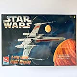 8788 AMT Star Wars X-Wing Fighter Flight Display Model Kit Needs Assembly（中古品）