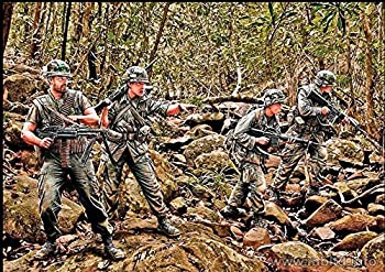 JUNGLE PATROL  VIETNAM WAR SERIES 1/35 MASTER BOX 3595（中古品）