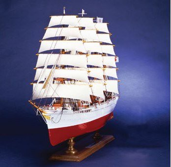 青島文化教材社 特大帆船 No.01 1/100 日本丸 乗組員付き（中古品）
