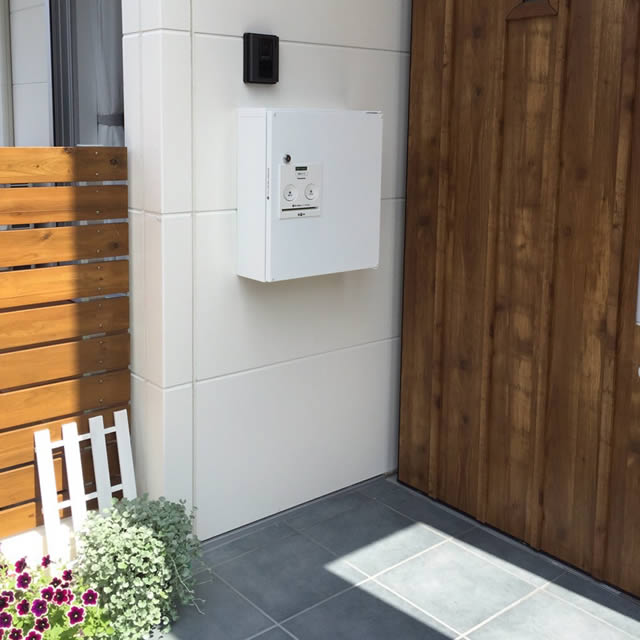 パナソニック 戸建住宅用 宅配ボックス コンボ コンパクトタイプ CTNR4040LSC ステンシルバー色 左開き用_1