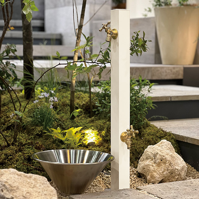 立水栓 水栓柱 ユニソン スプレスタンド60 左右仕様 蛇口2個セット 木目調 蛇口ゴールド 本体 シャインチーク 2口水栓柱 散水ホース対応 おしゃれ 水栓柱 立水栓 スプレスタンド60ソリッド 左右仕様 蛇口2個セット(