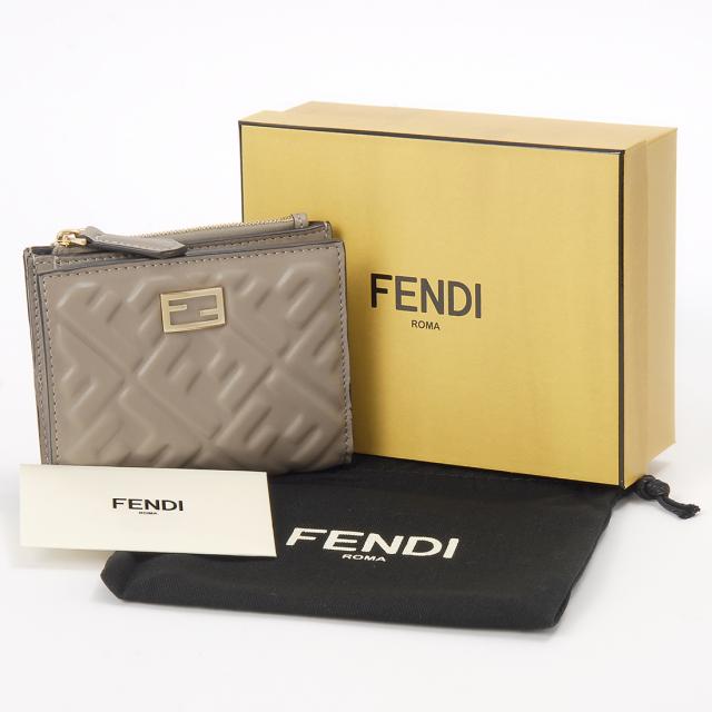 FENDI 折財布 8M0506 AAJD F0E65 FENDI フェンディ SLIM BAGUETTE WALLET/エンボス ダイアゴナル