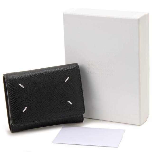 美品 メゾン マルジェラ 4ステッチ 三つ折り財布 コンパクトウォレット レザー メゾンマルジェラ 4ステッチ 三つ折り 財布 箱付き メゾン・マルジェラ