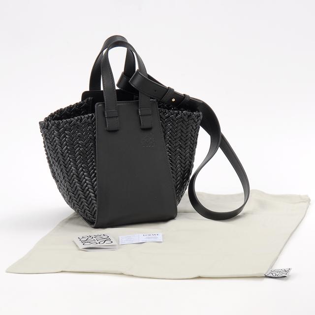 ロエベ ショルダーバッグ ウィメンズ ラグジュアリーショルダーバッグ - LOEWE