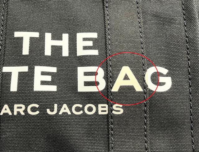 訳あり 正面ロゴに変色あり、冊子なし MARC JACOBS マークジェイコブス