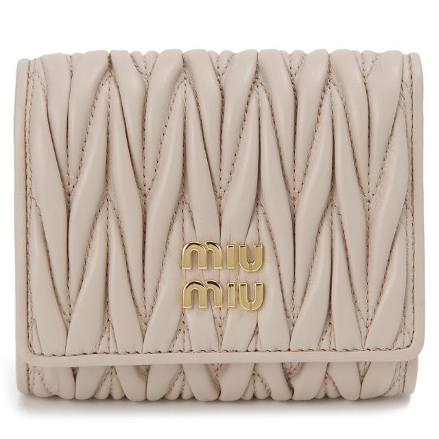 訳あり　　正面ロゴ右下に革はがれあり　MIU MIU ミュウミュウ 三つ折り財布 レディース ベージュ 5MH033 2FPP F0236